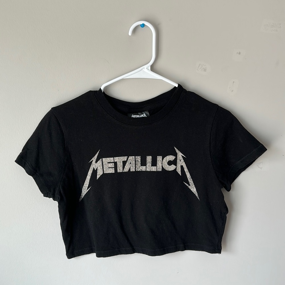 Metallica Crop Top Tee